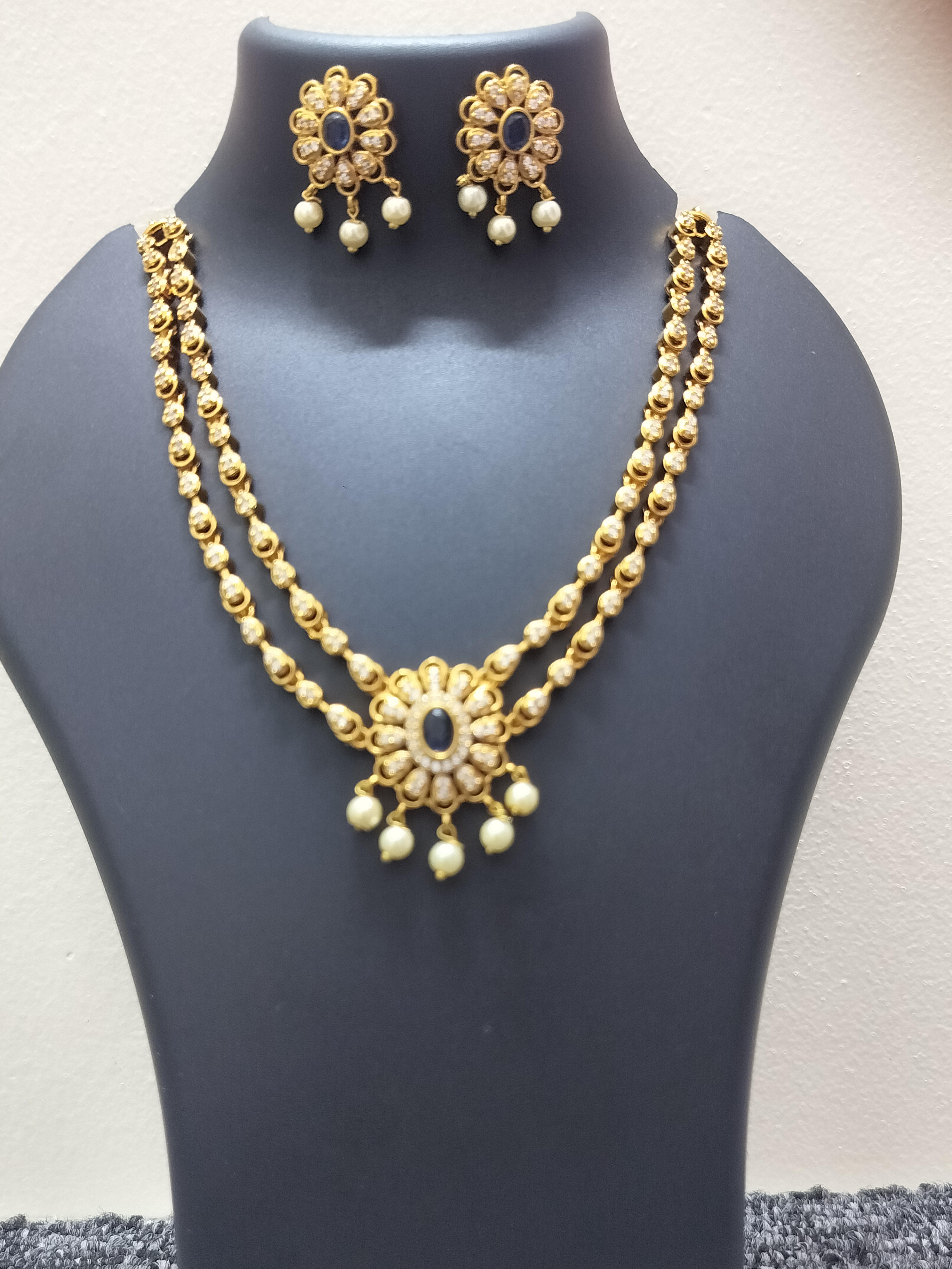 Luxury double chain,traditional pearl drop