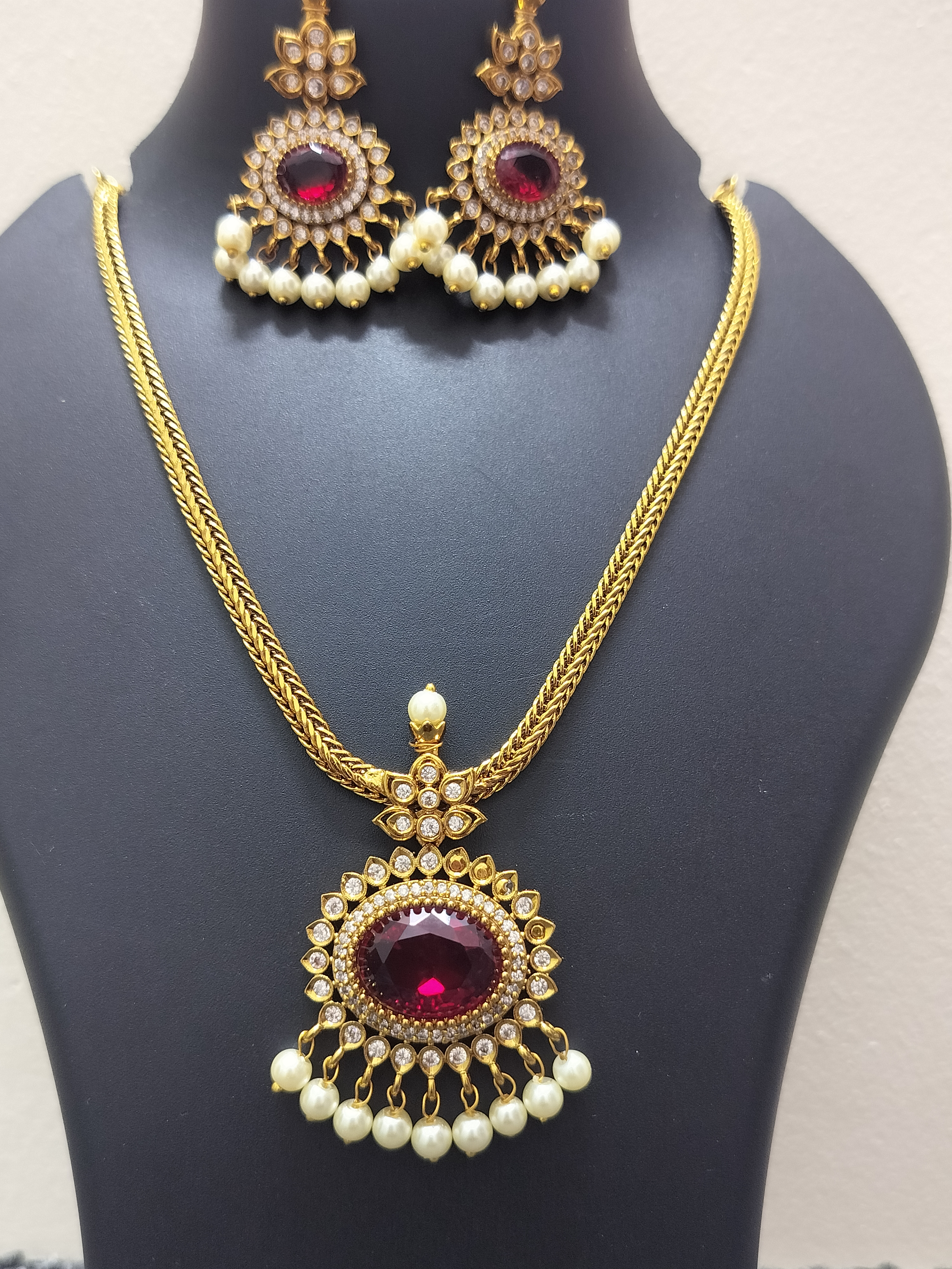 Royal ruby stone ,heritage antique